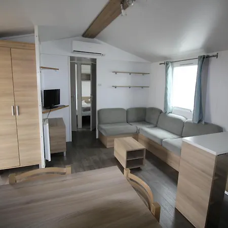 Land's Hause Par La Conciergerie Francaise Emplacement E25 Pataias