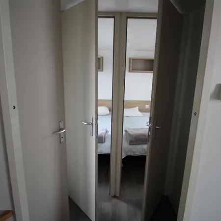 Apartment Land's Hause Par La Conciergerie Francaise Emplacement E25 *